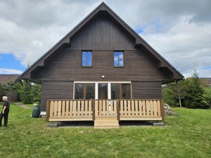 Rekonstrukce a výstavba dřevěné terasy u rodinného domu